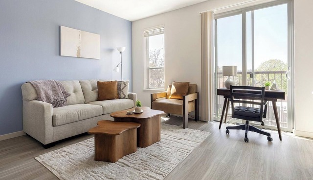 Landing | Stylish 1BD, Yoga Studio