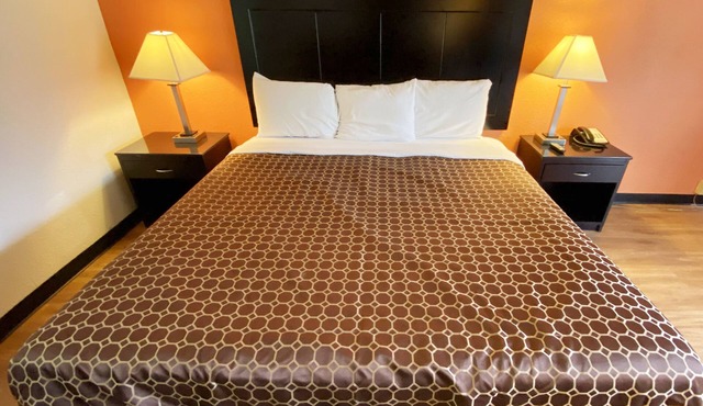 Landmark Hotel