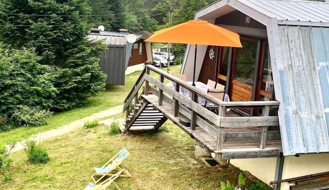 Le Tiny Chalet, Authentique sur les Pistes in Prémanon