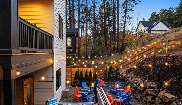 Luxury Family Escape - Hot Tub, Game Room & Bunk Room Near Suncadia
