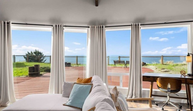 @ Marbella Lane - Seas the Bay Sanctuary