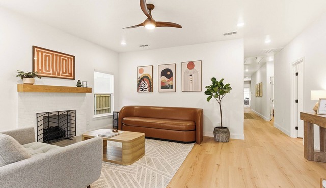 Modern 1920s Home at the Square in Downtown McKinney