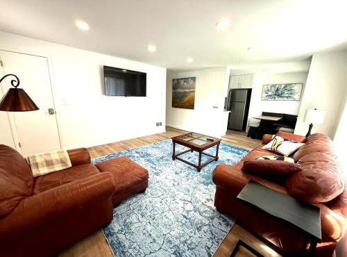 Modern 2BR Retreat near Light Rail, Seward Park 52