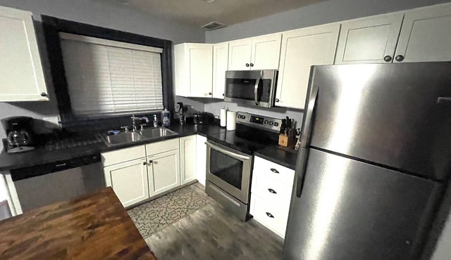 Mulholland 5 bedroom house in nauvoo with six bath and basement has a bunk room.