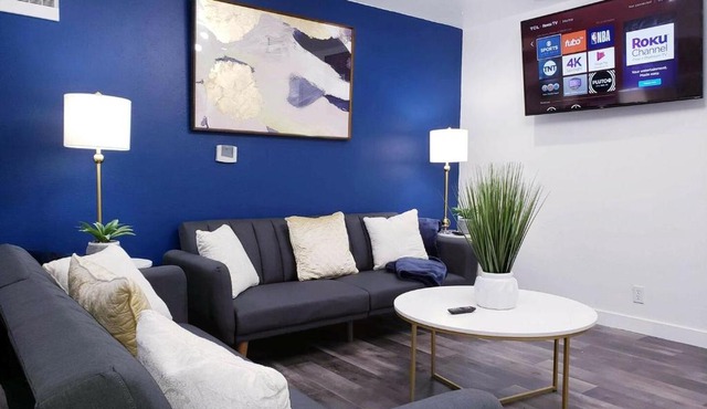 New Downtown on BSU Campus 3 Beds Fully Remodeled