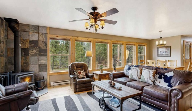 New Meadows Retreat | Large Deck, Resort Access