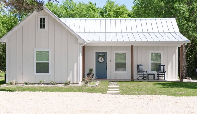 "NEW" Modern Farmhouse in the middle of it ALL!