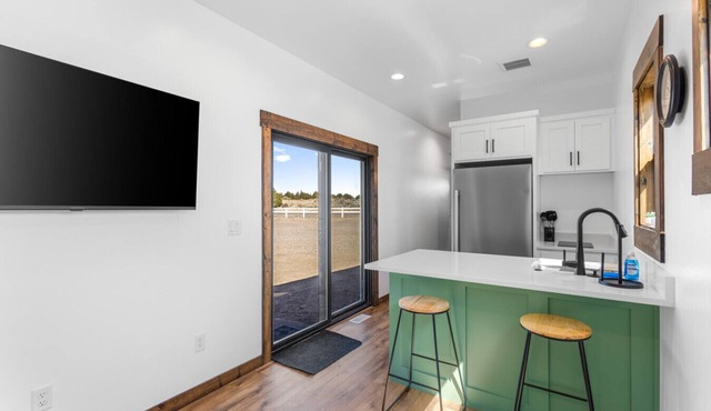 NEW Tiny Home with Loft Near Yellowstone in Saint Anthony