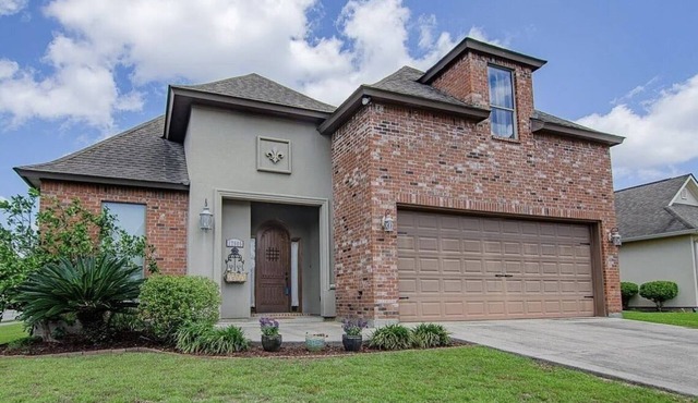 Nice Luxury Home Perfect For The Summer