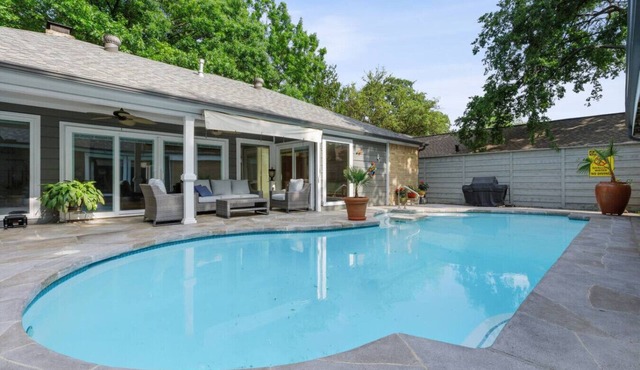 Oasis With Pool + Grill + Patio
