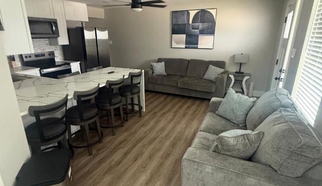 Only minutes away from Surfside Beach