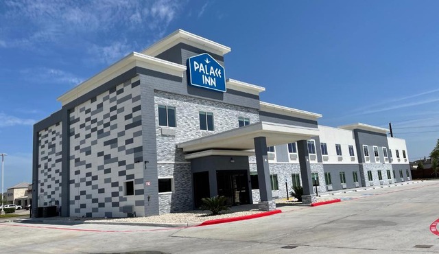Palace Inn Blue Houston East Beltway 8
