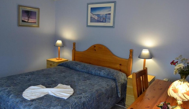 Palms Bed & Breakfast in Perth