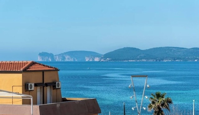 Panoramic Penthouse "Sea Nugget" in Alghero