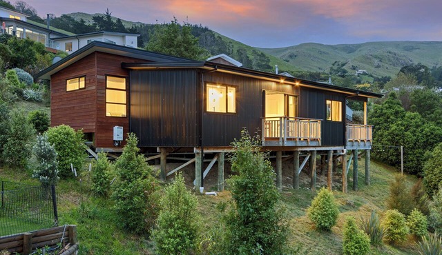 Panoramic Views from Spacious New Beach House in Christchurch's Cass Bay in Cass Bay