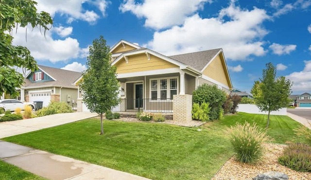Parkview Retreat · Cozy Quiet Family Retreat - 4 Bed & 3 Full Bath