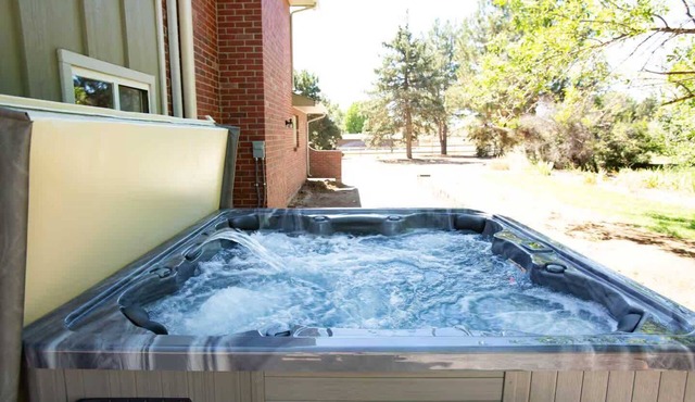 Peaceful Farmhouse Retreat | Hot Tub | Sleeps 15