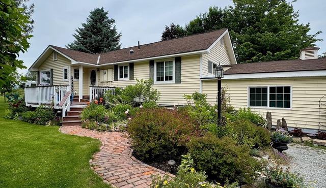 Peaceful Retreat near Lake Chelan, perfect for the whole family.