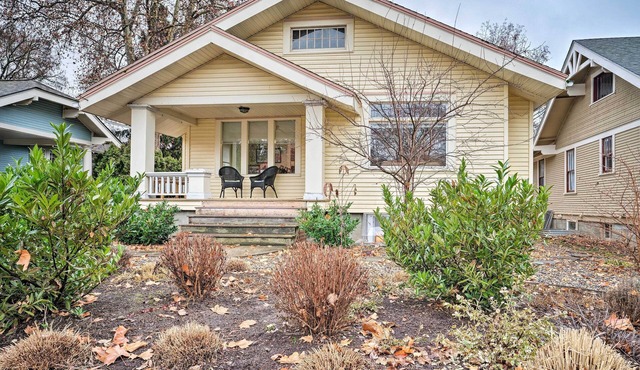 Peaceful Wine Country Getaway - Walk to Downtown!