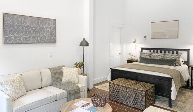 Perch - Baker's Acres: Tranquil Studio on View Property