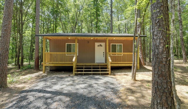 Pet-Friendly Cabot Country Escape