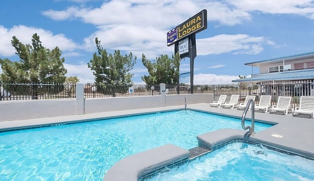 Pet-friendly Unit Close to West of the Pecos Museum! w/Airport Shuttle & Pool