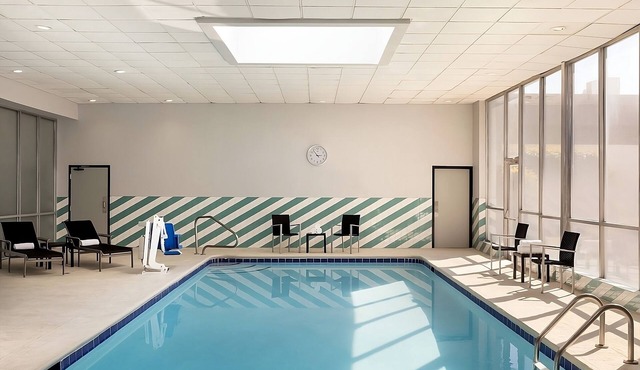 Pleasant Stay! 4 Upscale Units! Indoor Pool, Near Fort Worth Botanic Garden