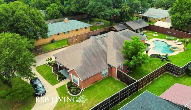 Pool + Game & Cinema Rooms 5BR Near DFW
