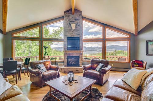 Private 5 Acres w/Mtn Views: Park County Cabin!