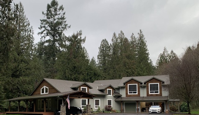 Private & Elegant - Gated Estate in the forest on Cedar Creek