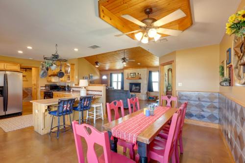Private Hot Tub & Pickleball Court: Baird Home!