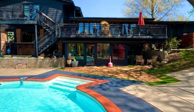 Private Pool/Sleeps 12 +/Pet Friendly + Huge Yard