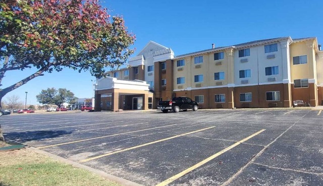 Quail Springs Inn & Suites