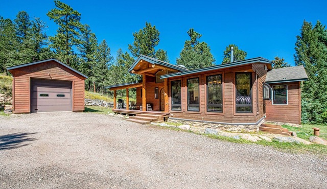 Quiet 4 Acres, Gym,Theater, Grill, & WILDLIFE! Sleeps 6 IN LUXURY! Lic 0335