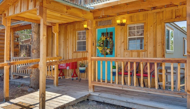 Quiet Eagar Retreat Near Lakes, Hiking & Hunting!
