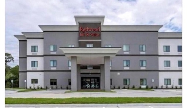 Redwood inn & Suites Crosby