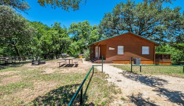 Riverfront Cabins and Vacation Homes