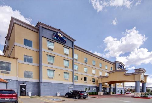 Robinson Inn and Suites
