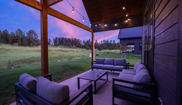 Rushmore Cabin - 3 BD Cabin