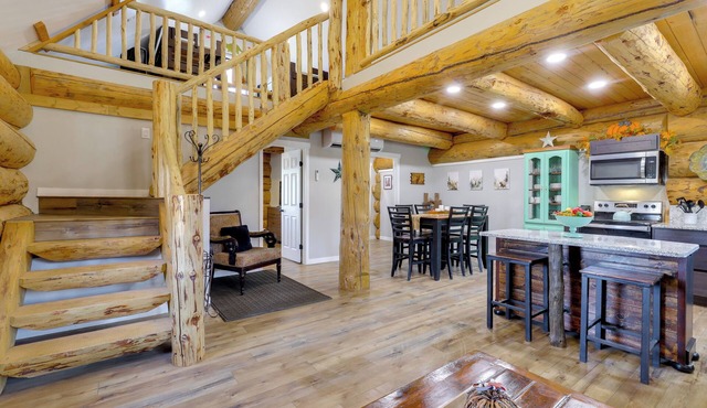 'rustic Cliff Ranch B' - Uintah Basin Retreat!