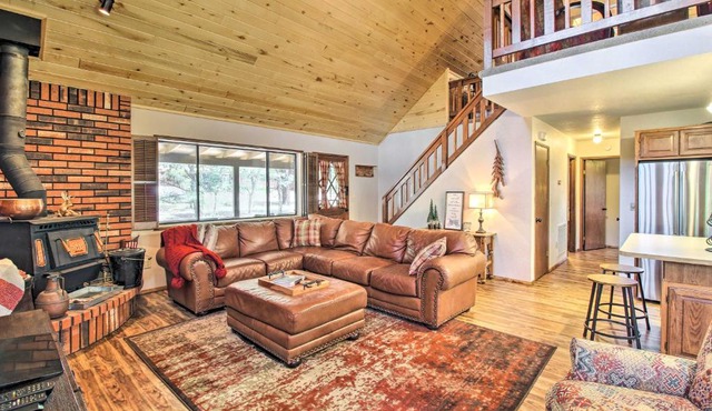 Rustic, Forest-View Retreat in Heber-Overgaard!