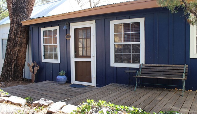 Rustic Old Bisbee Cabin - Whole House in Bisbee