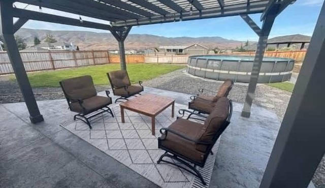 Sage & Sand Retreat, Safer Pool