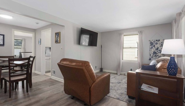 Single Level 1 Bedroom Home ready for SPORTS FANS