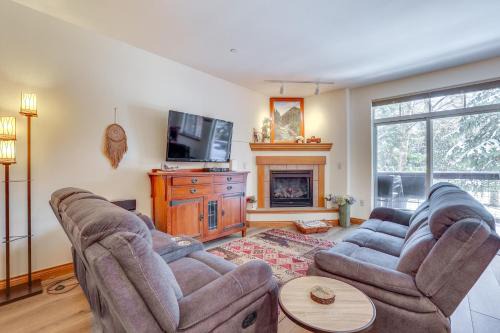Ski & Explore: Silverthorne Gem w/Hot Tub Access!