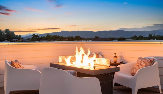 Sleek Home Near Old Town W/Rftp Hot Tub & Mtn Views