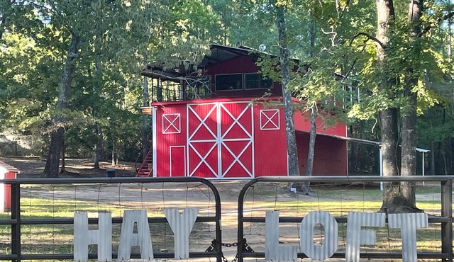 Sleep in a Hayloft - Longview, Tx