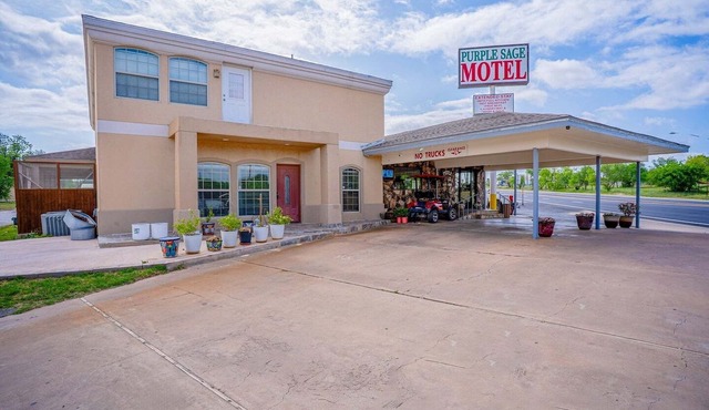 Snyder TX | King Bed