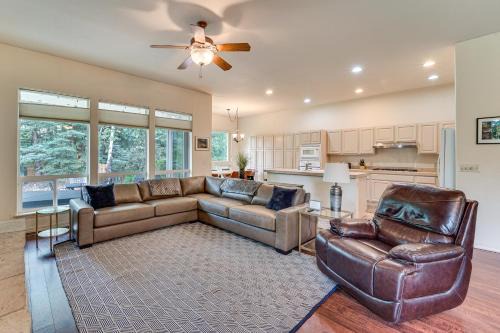 Soak, Hike & Golf: Durango Escape w/Hot Tub!