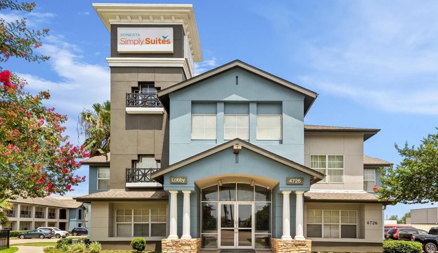 Sonesta Simply Suites Stafford